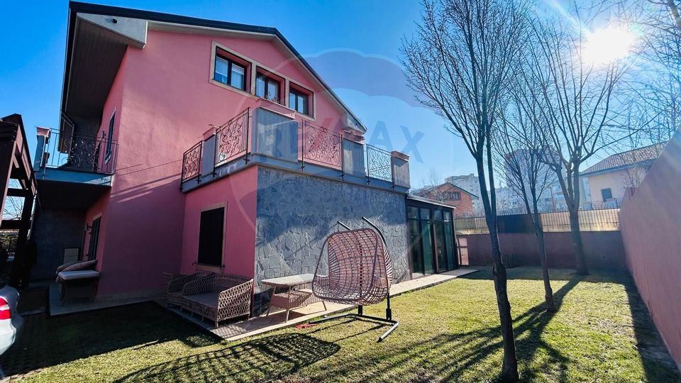 6 room House / Villa for sale, Faleza Nord area