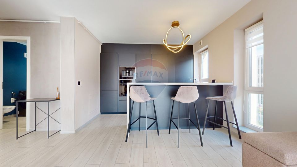 2 room Apartment for rent, Tractorul area