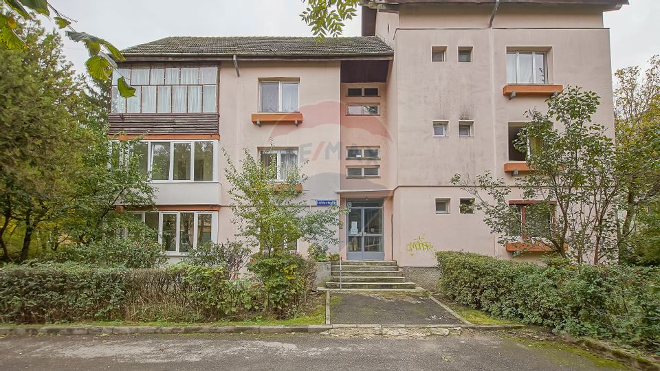 Apartament cu 2 camere de închiriat în zona Astra