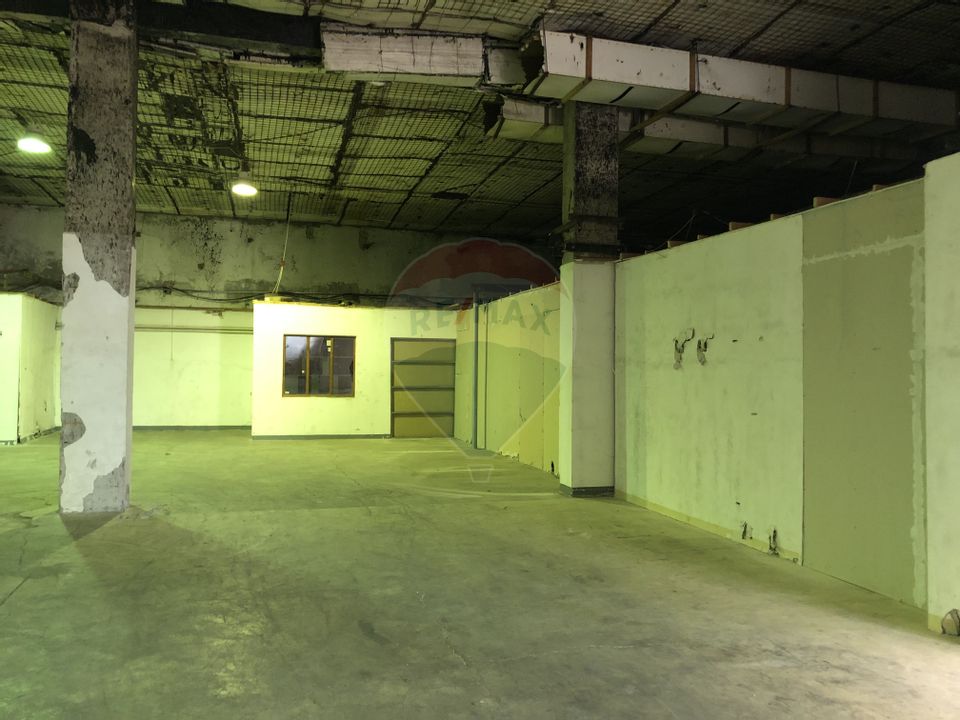254sq.m Industrial Space for rent, Periferie area