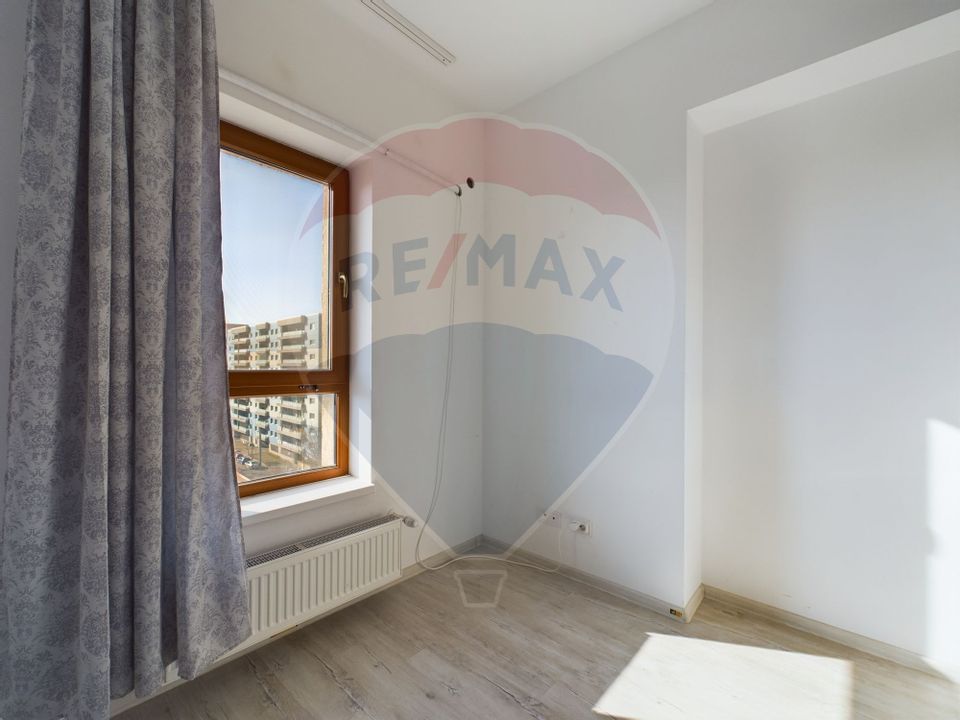 Apartament de vanzare 4 camere– 3 minute de metrou Mihai Bravu