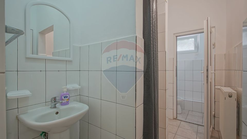 211sq.m Office Space for rent, Bartolomeu area