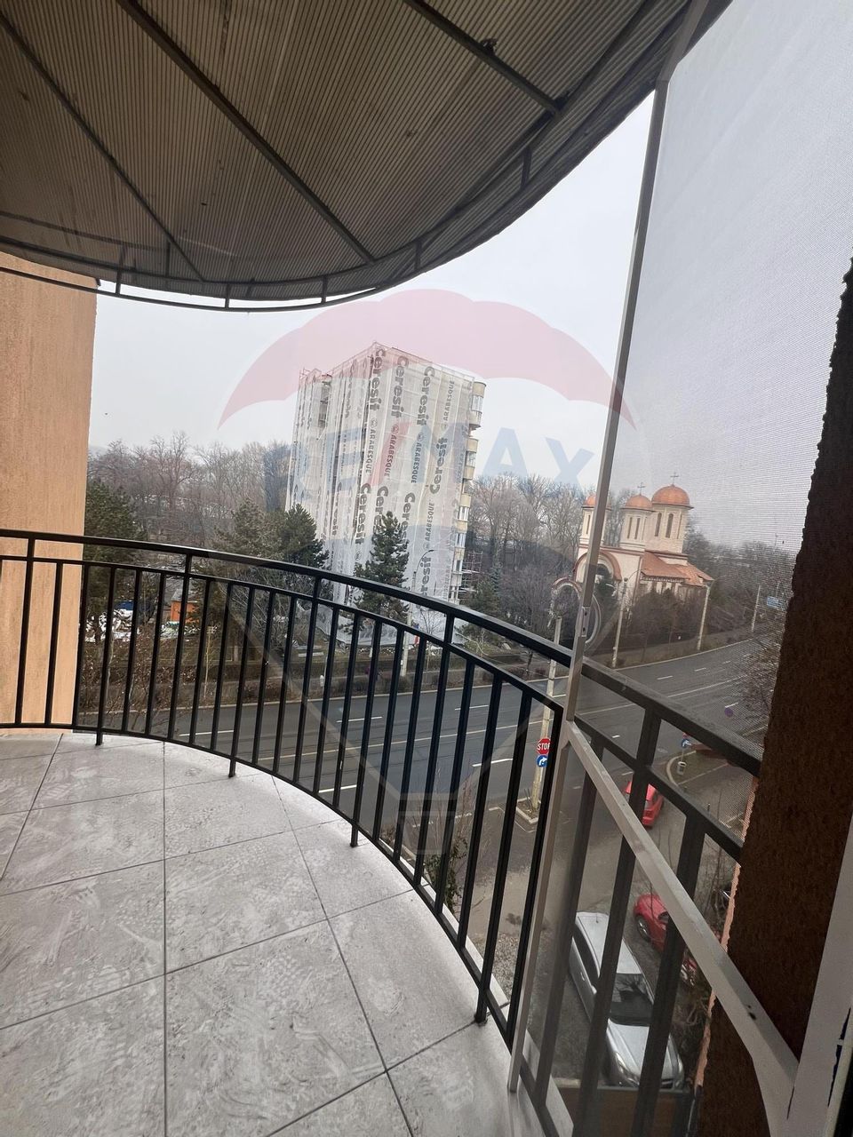 Apartament 3 camere de închiriat pentru 6 luni, Plopilor