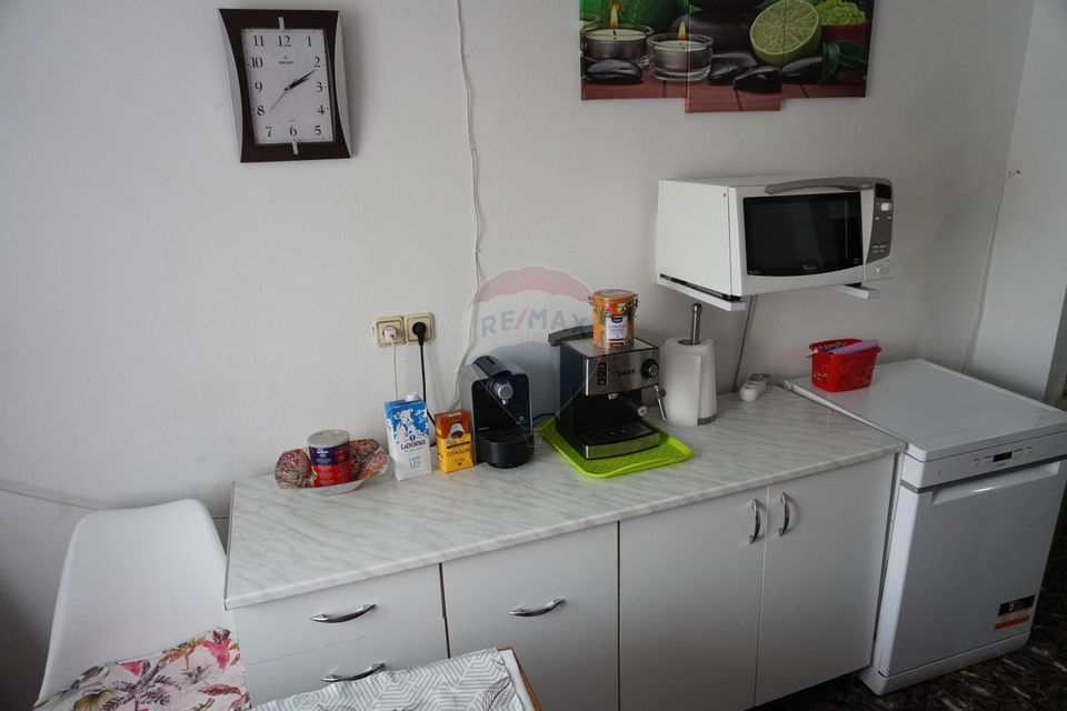 4 room Apartment for rent, Central area