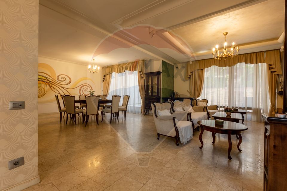 Casă spectaculoasă în Mediaș – reședința antrenorului Cristi Pustai