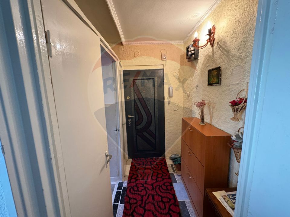 Apartament cu 2 camere de vânzare în zona Alecu Russo