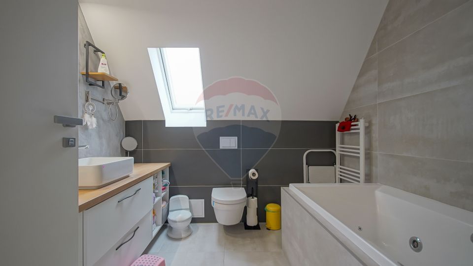 4 room Apartment for sale, Blumana area