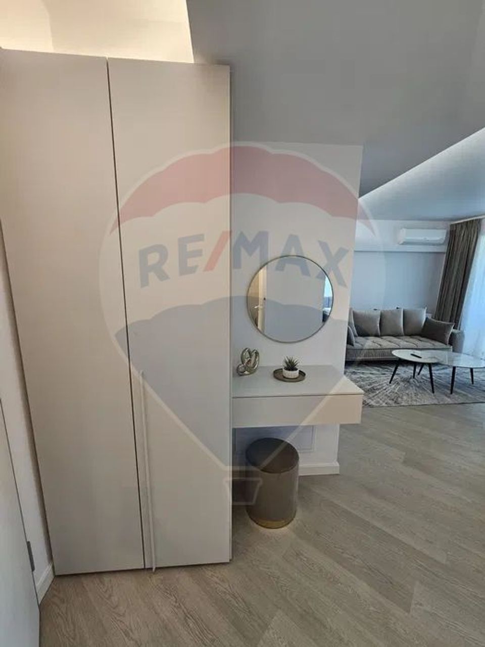 De inchiriat apartament 3 camere in Cortina North - Premium