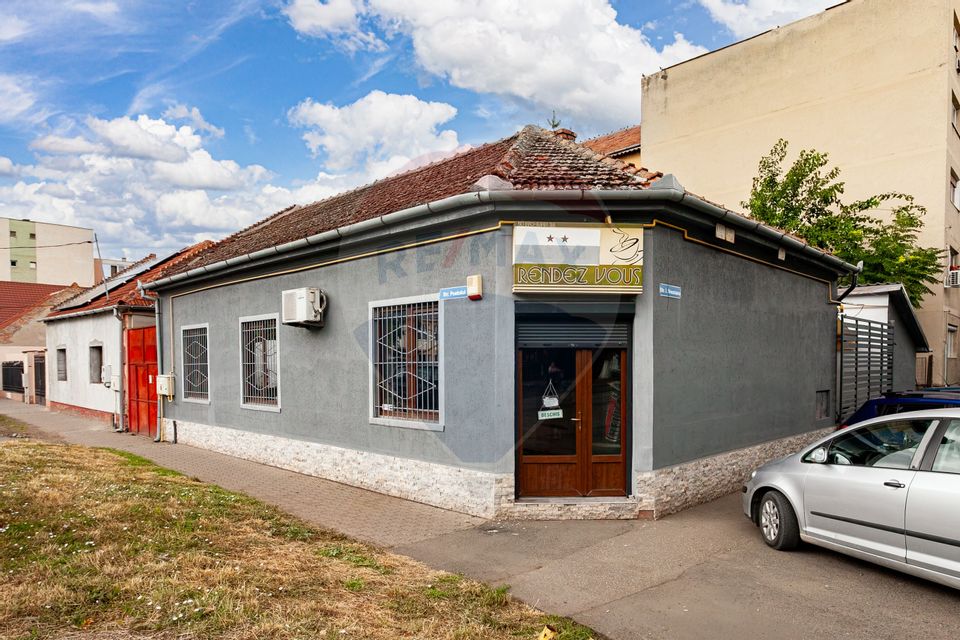 Spațiu comercial cu destinatie actuala Bar si jocuri noroc- Vlaicu