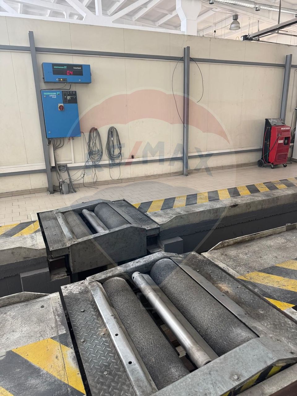 200sq.m Commercial Space for rent, Orasul de Jos area