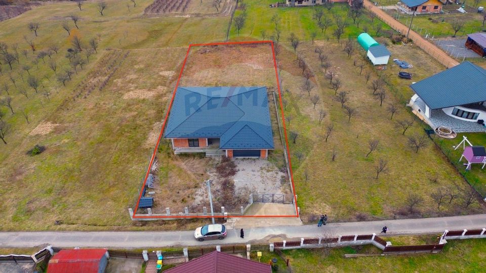 7 room House / Villa for sale, Est area