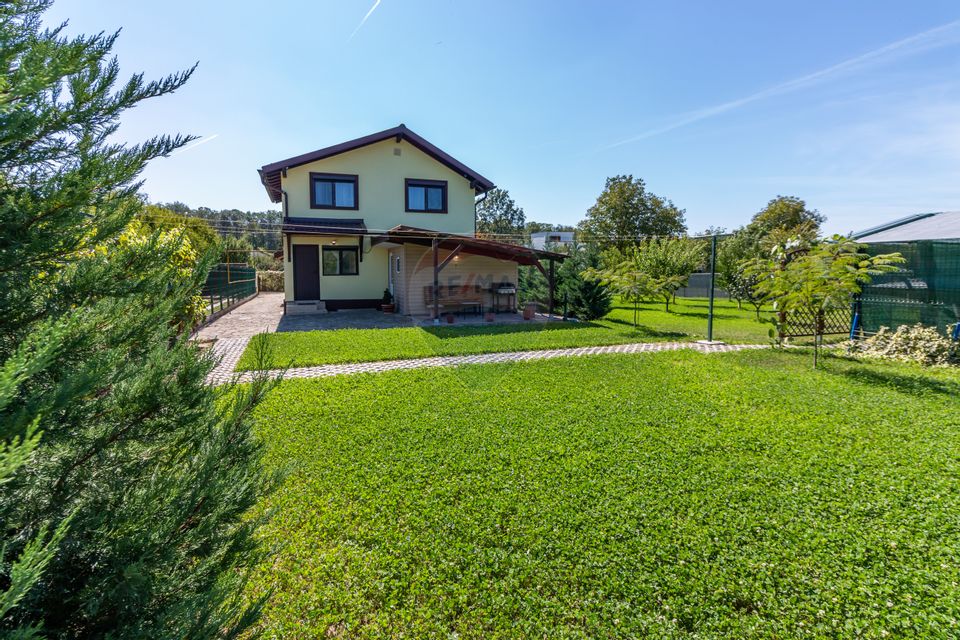 Casa de vanzare cu teren 1500mp Snagov / Padure si lac la cativa pasi