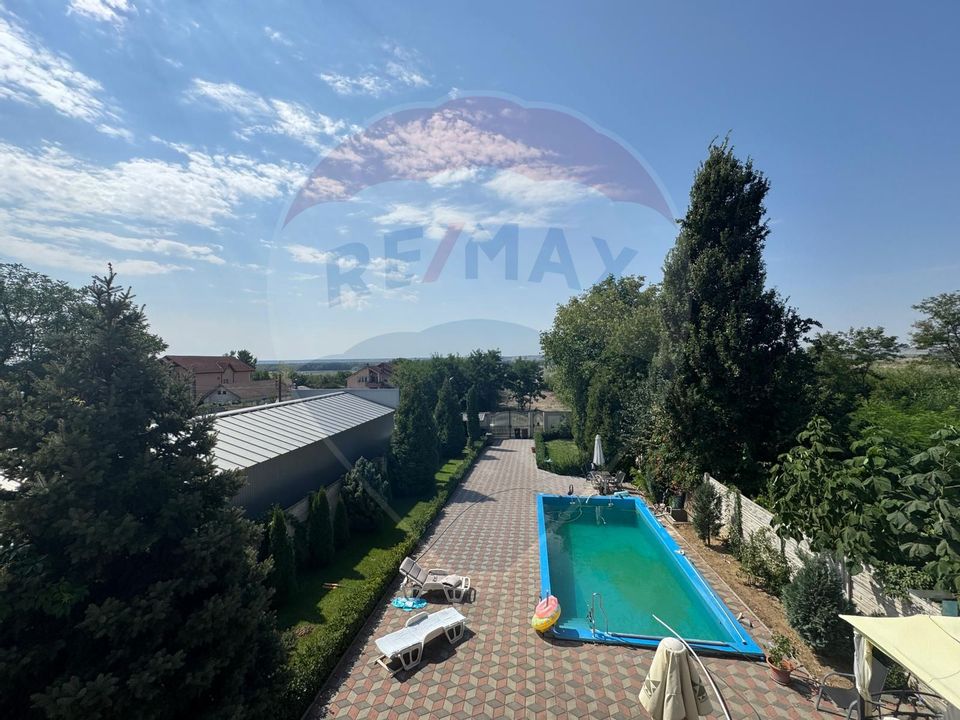 6 room House / Villa for sale