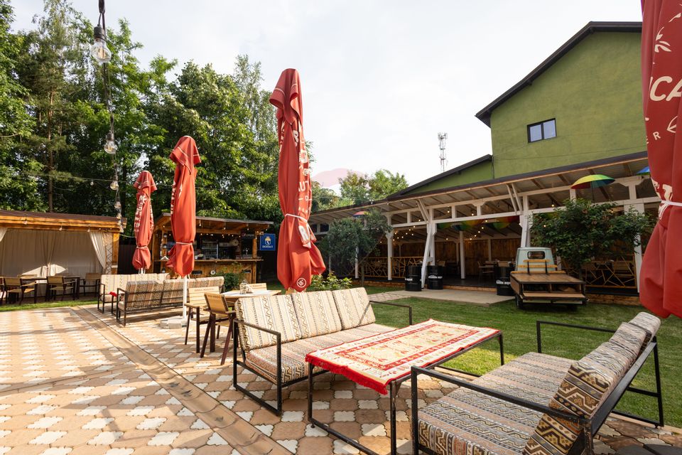 Casa spatioasa de vanzare