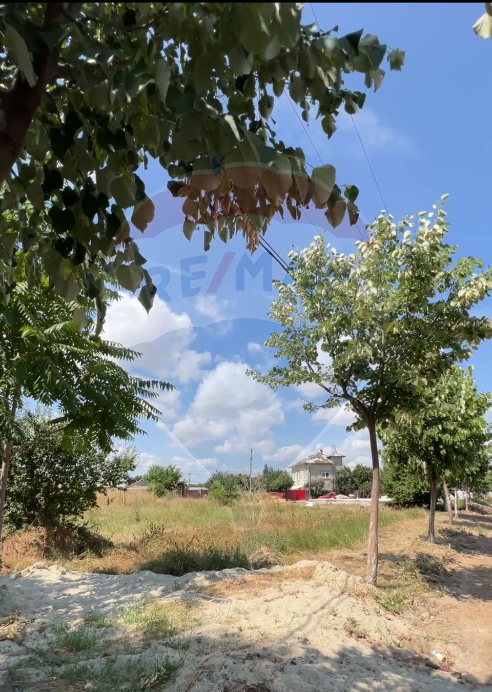 Vand teren intravilan Petrachioaia la pret excelent