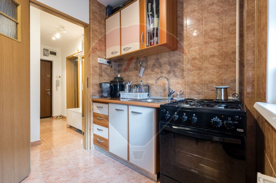 Apartament garsoniera de vânzare în zona Turda, parcul Regina Maria