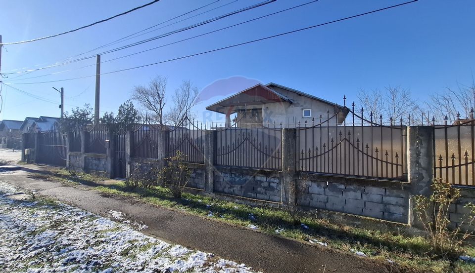 Detached house Dascalu, Ilfov, land in concession 941 sqm, DJ200