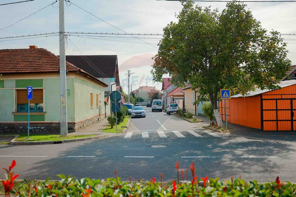 Casă cu 2 camere de vânzare în zona Ioșia Strada Arțarilor