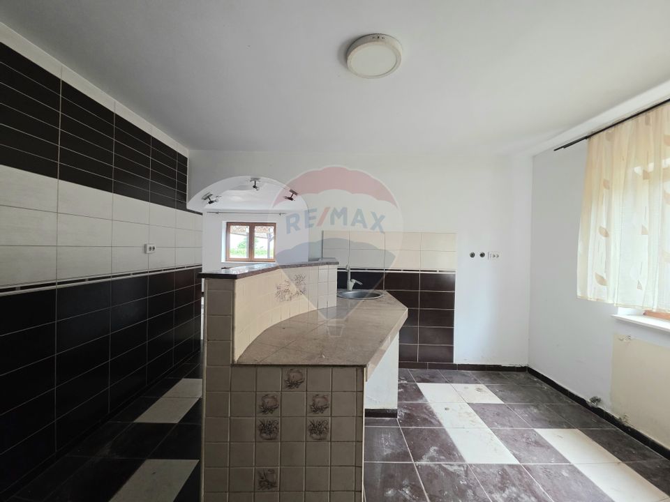 De vânzare proprietate unicat în Sascut - Bacău