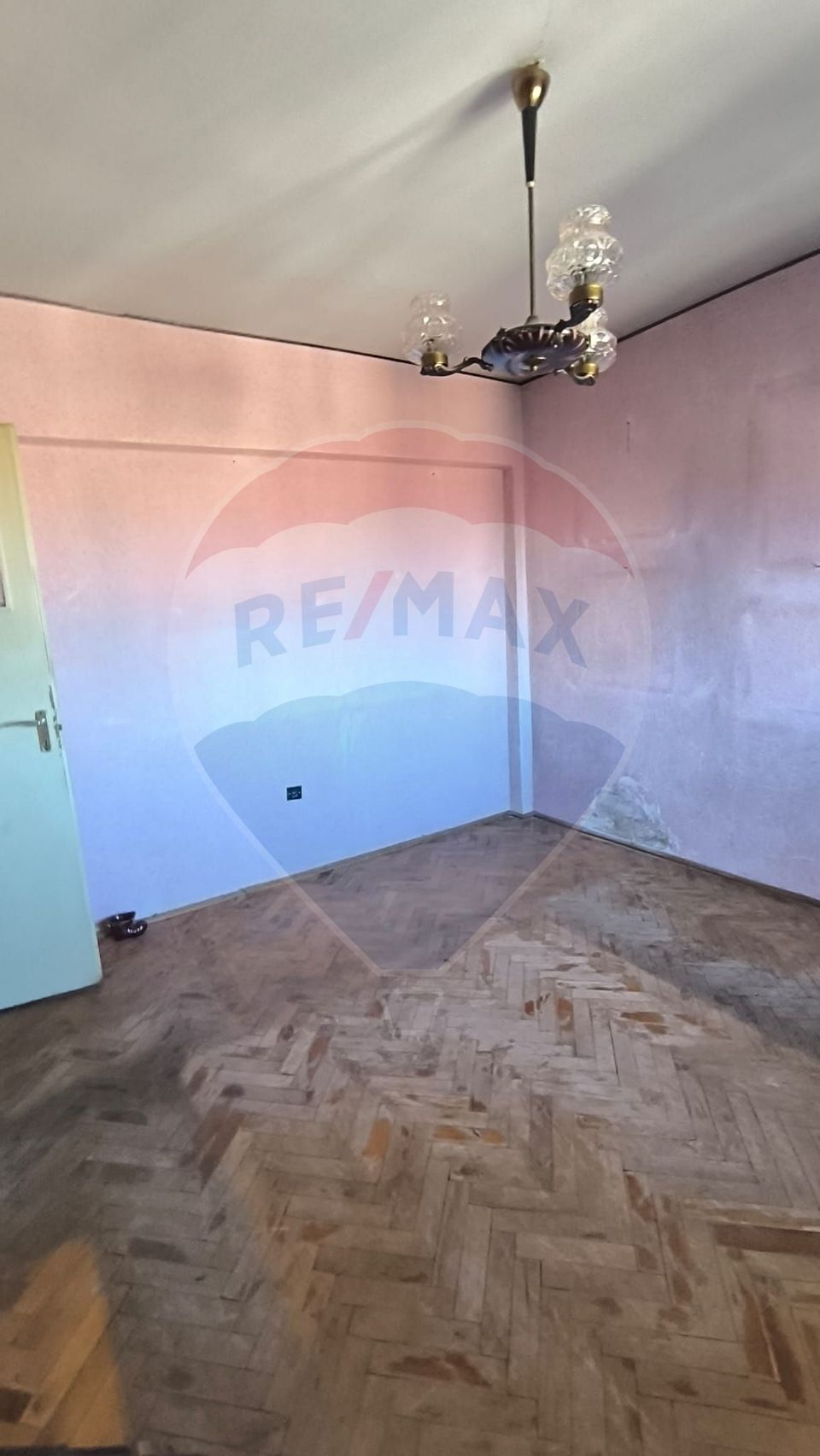 Apartament 2 camere de vanzare