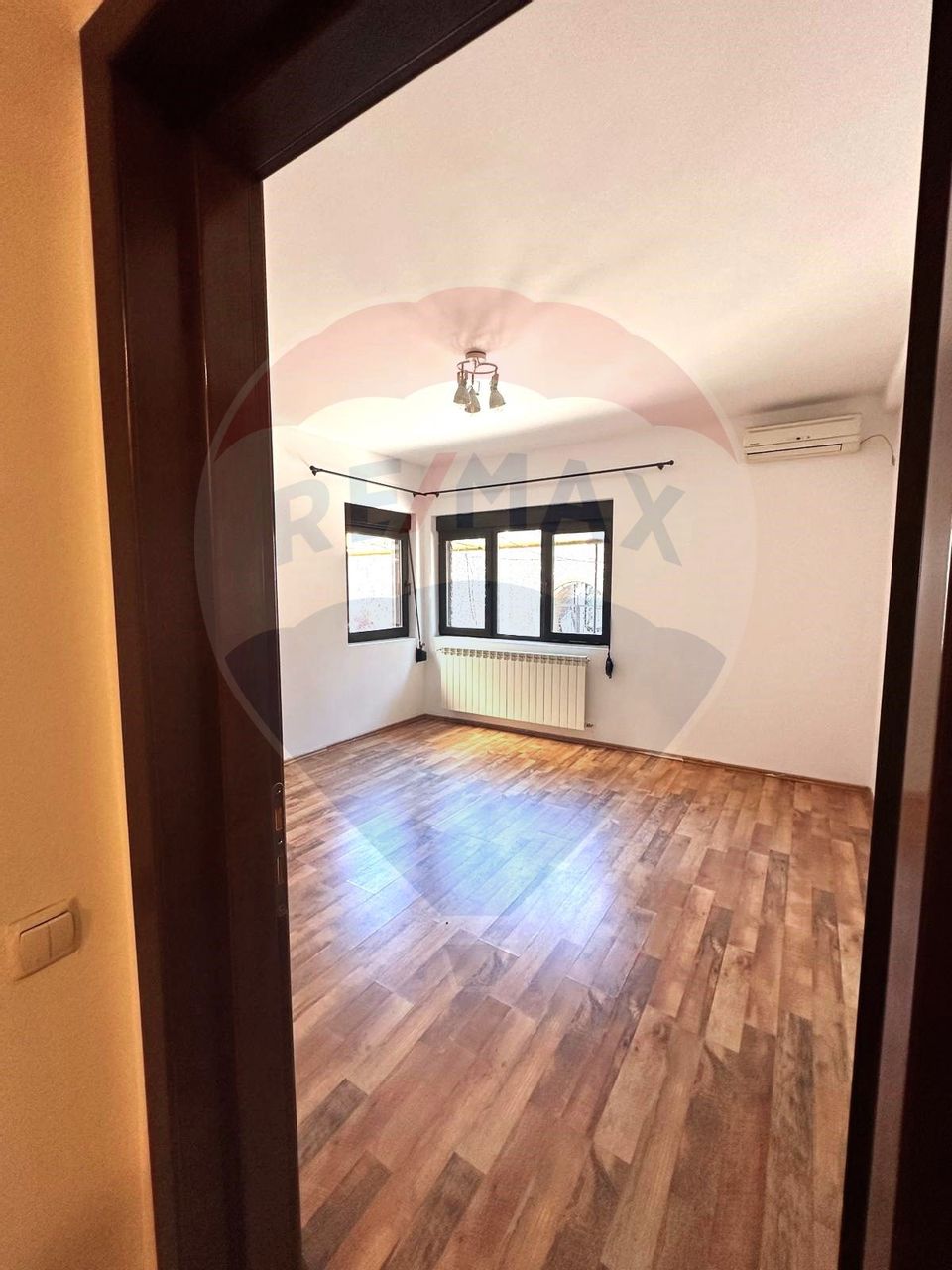 3 room Apartment for rent, Dacia area