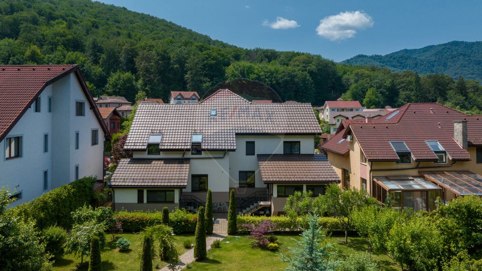 O casă cu suflet, într-un colț de natură –  Green Valley, Brașov