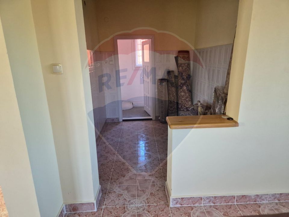 6 room House / Villa for sale