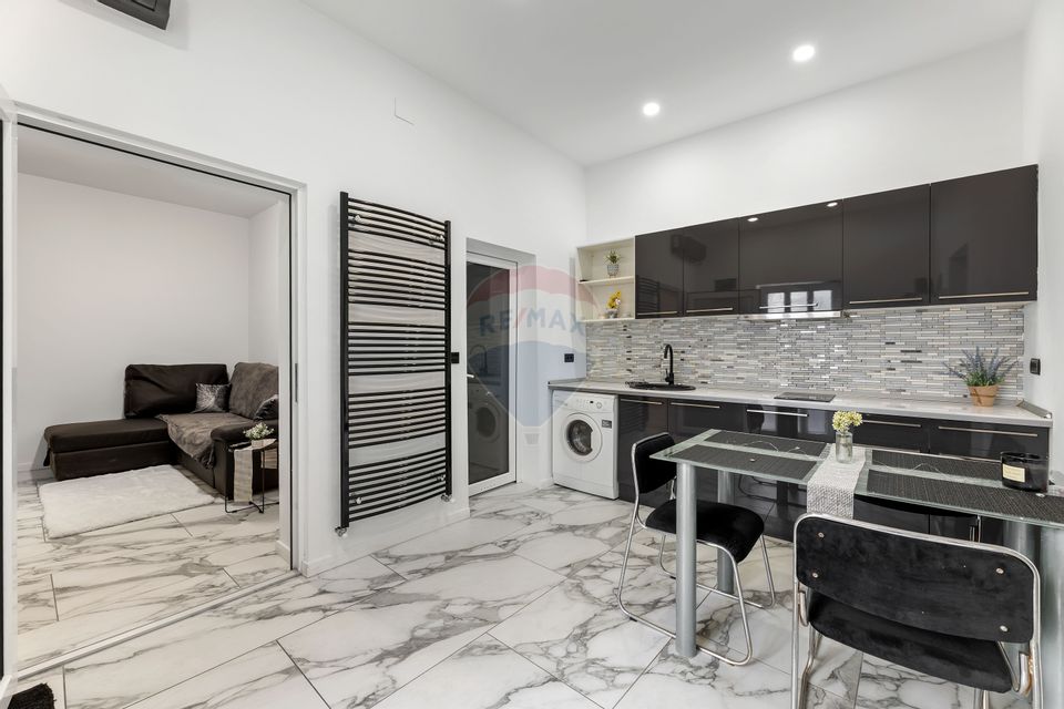 Apartament de lux, ultracentral cu 2 camere