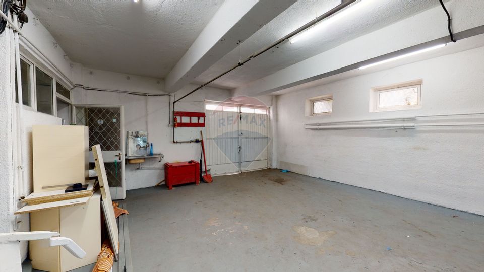 Semi-basement commercial space Bucurestii Noi / Straulesti Metro