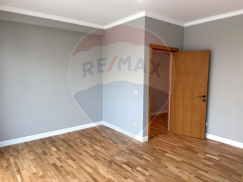 INCHIRIERE Apartament cu 4 camere in zona Tei