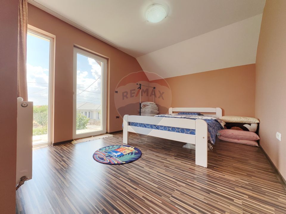 Casă / Vilă de vânzare situata in Recas