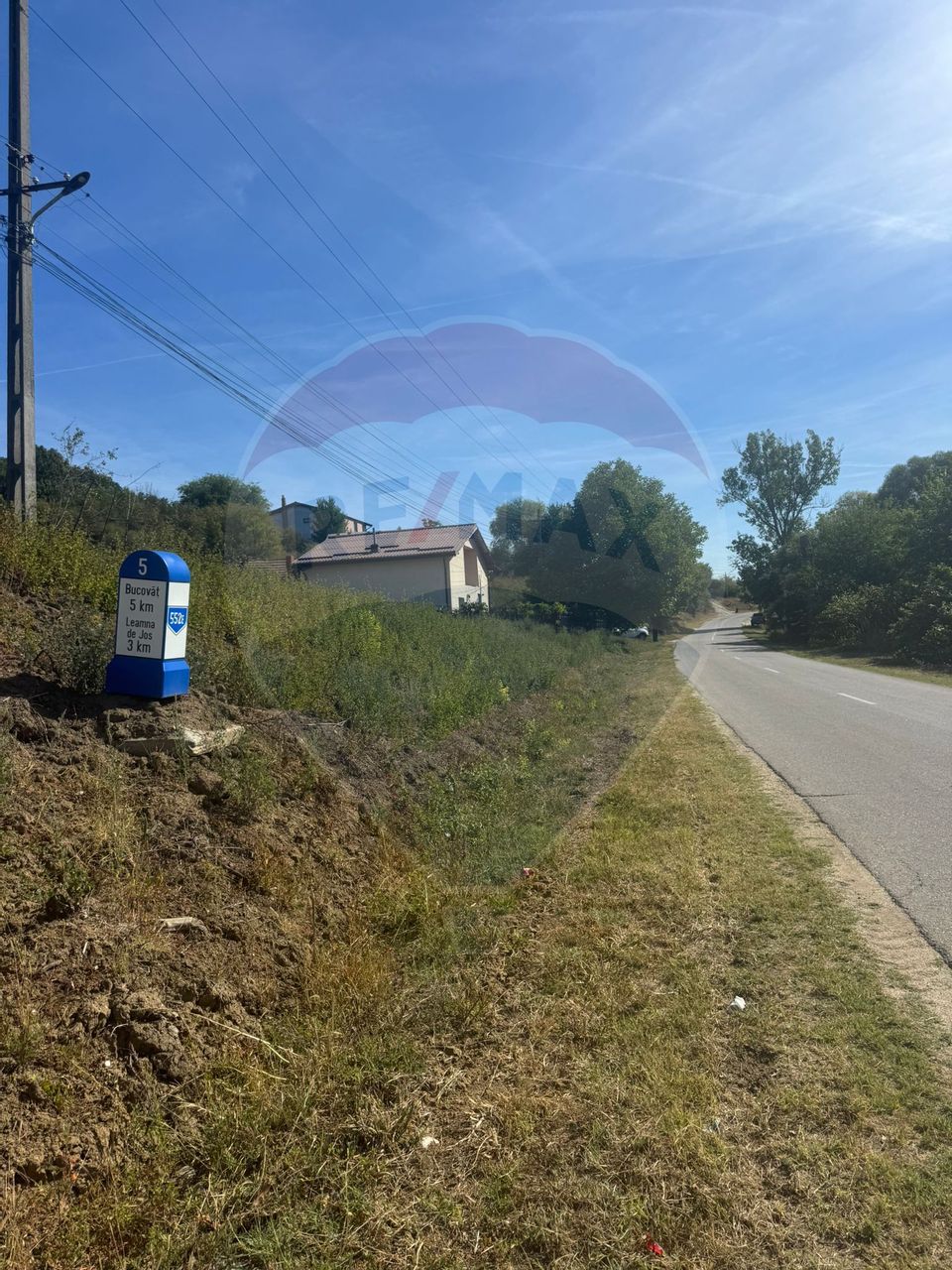 Vânzare 6600 mp teren Leamna de sus 40 euro/ mp