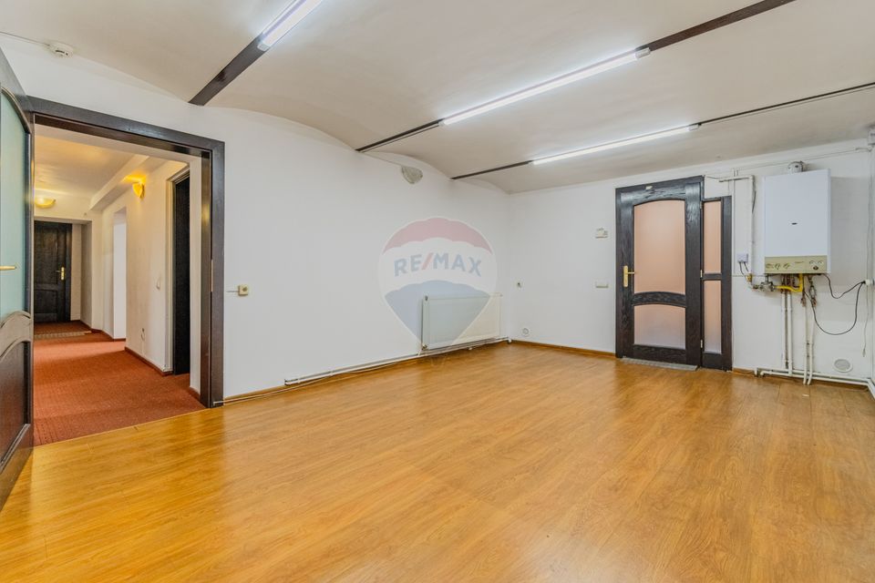 Office space for rent – central area, Str. Castanilor