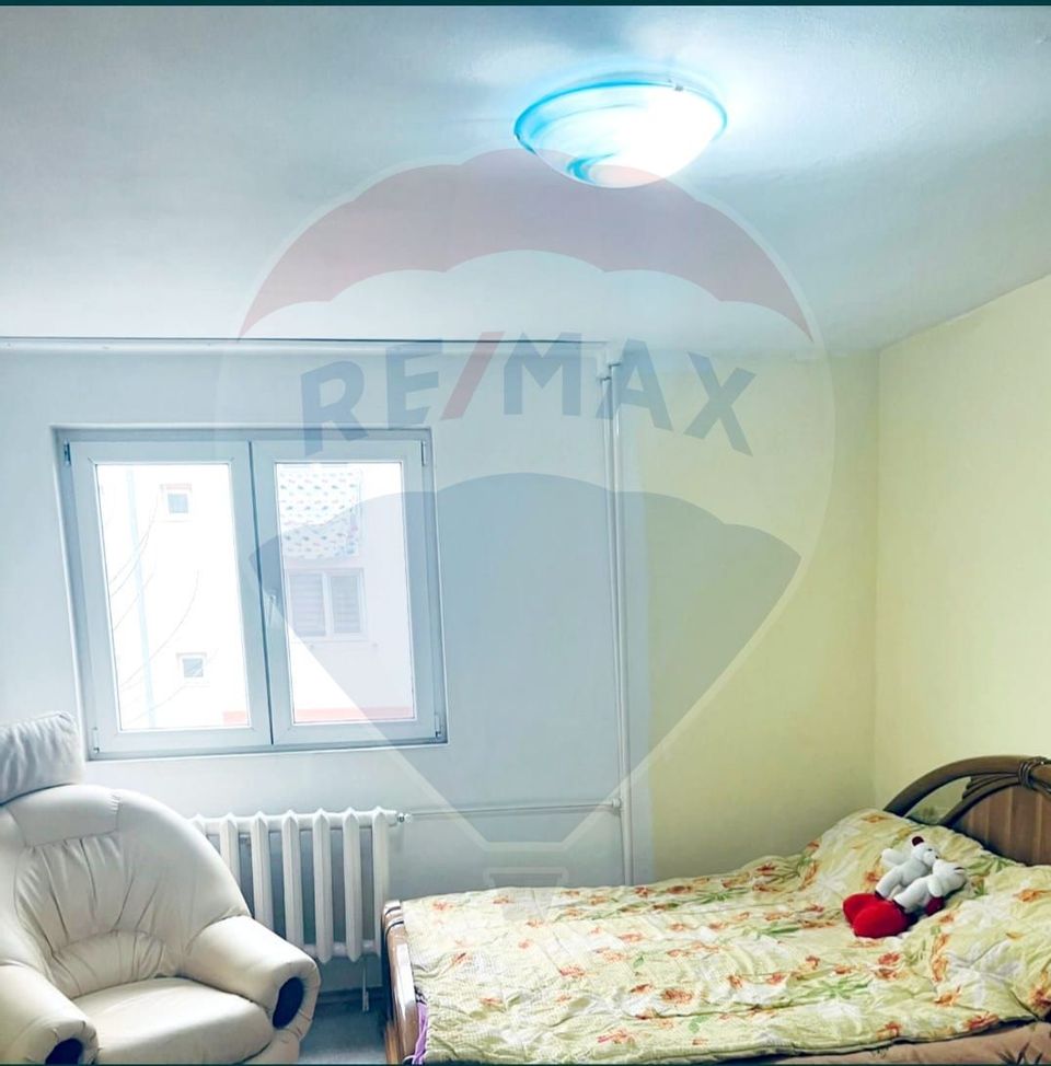 Apartament cu 2 camere+ loc parcare b-dul Pieptanari-Eroii Revolutiei