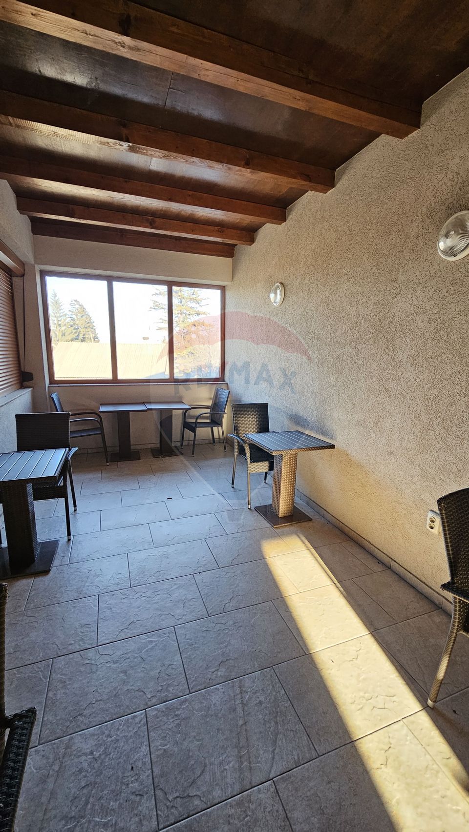 Complex comercial-cofetărie, patiserie pitzerie- Udești, Suceava