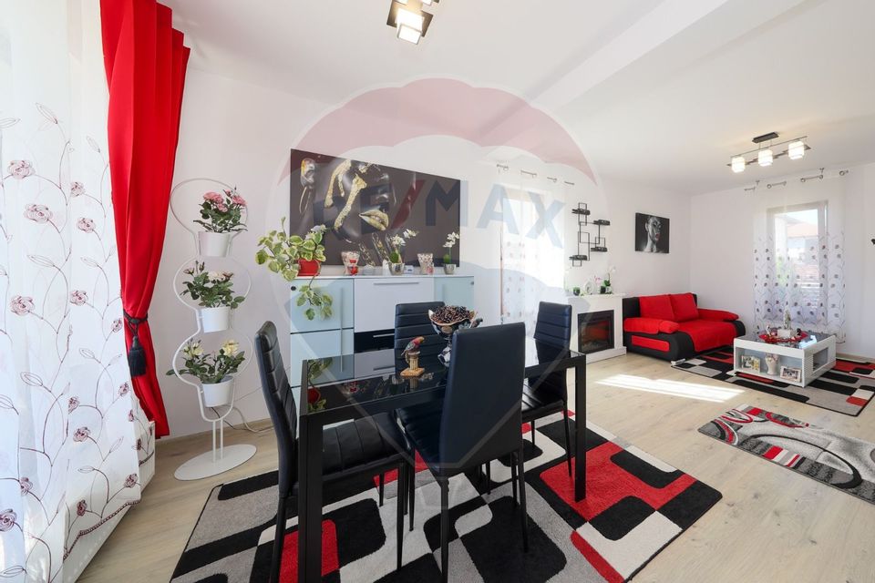 Vila mobilata modern, piscina, zona de interes Ghimbav!