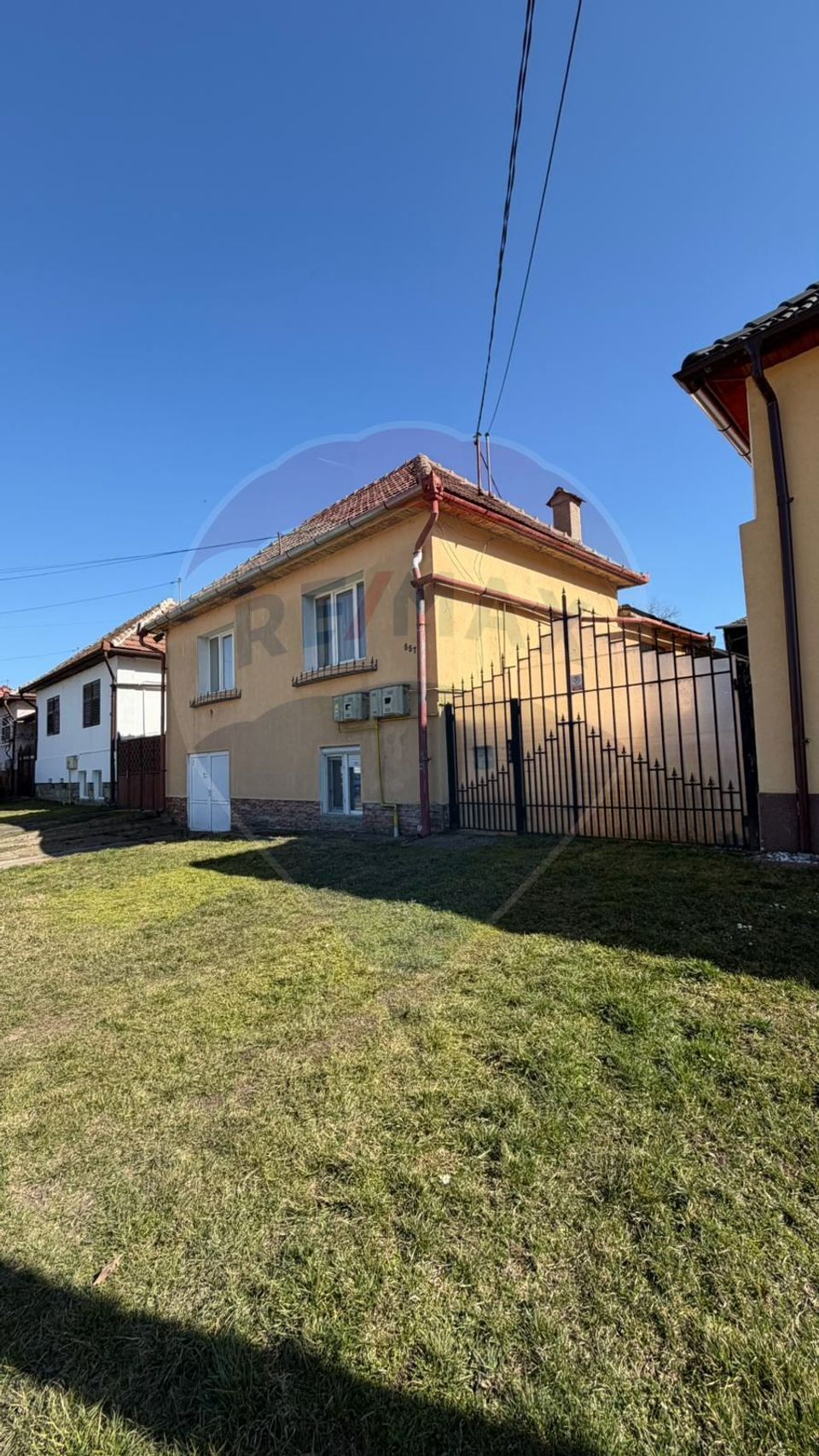 4 room House / Villa for sale