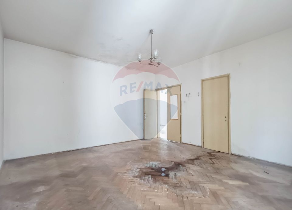 Vanzare Apartament 3 Camere, 2 Balcoane+2 Boxe, Universitate-P. Romana