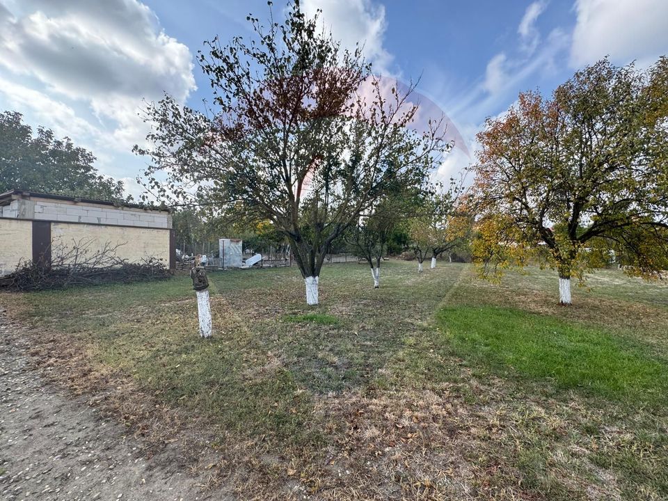 Teren Vladimirescu -ideal pt coffe shop, fast-food, magazin, birou