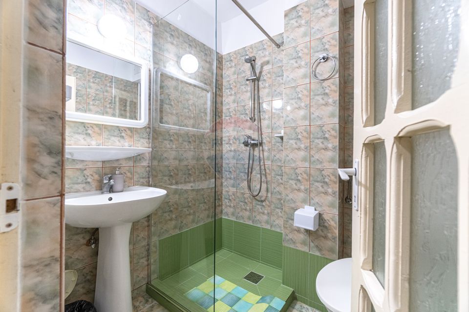 Hotel de vanzare Timisul de jos, Brasov, DN1