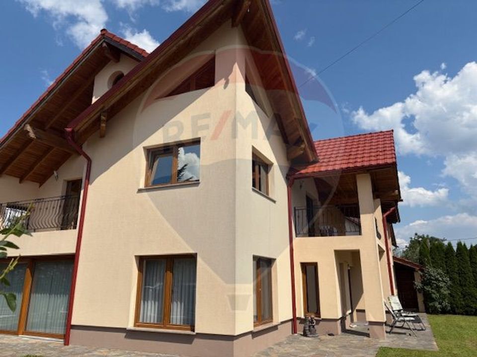 5 room House / Villa for sale