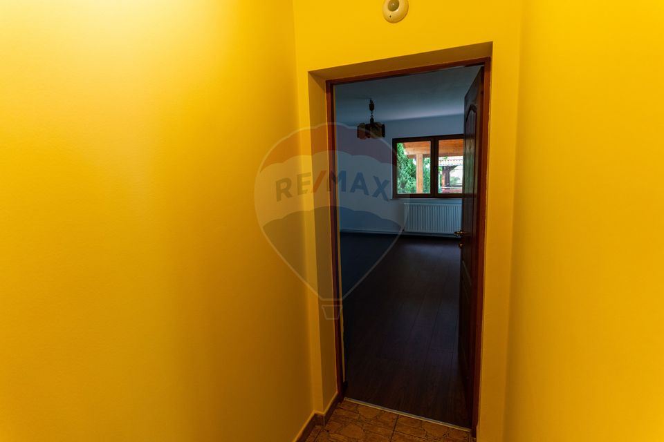 6 room Hotel / Pension for sale