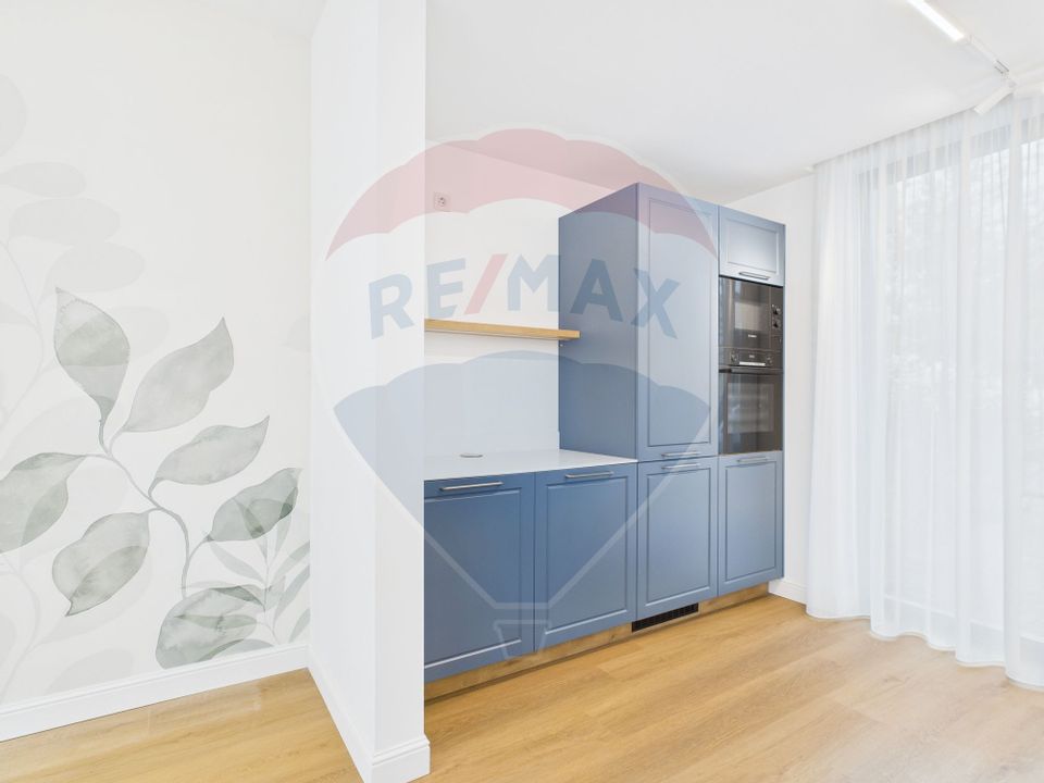 Vila luminoasa cu 4 camere si panouri solare in Amber FOREST Tunari