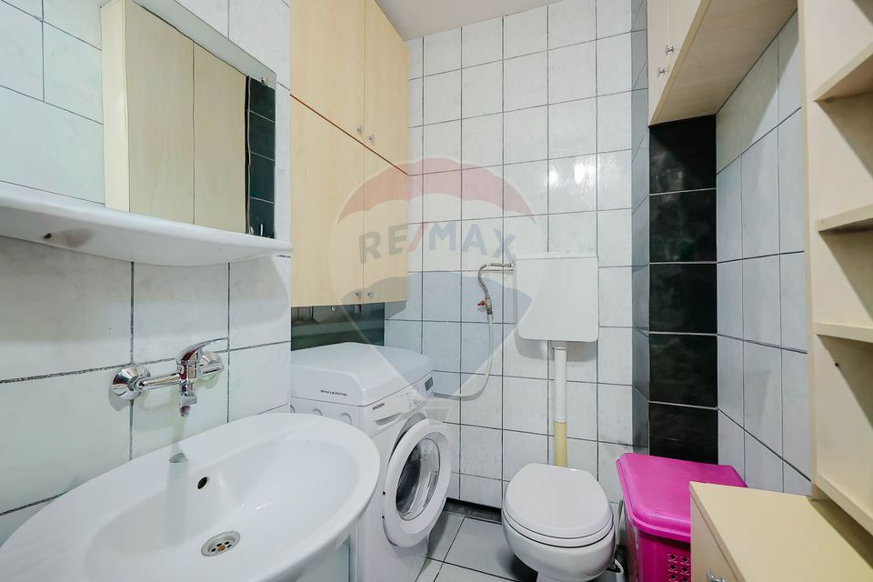 Apartament cu 4 camere, de vânzare în zona Rogerius