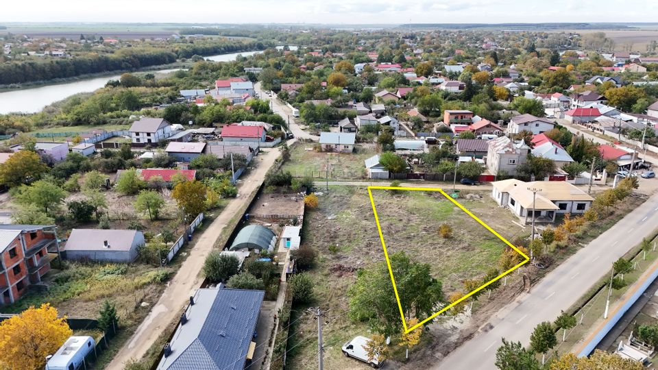 Vand teren intravilan Petrachioaia la pret excelent