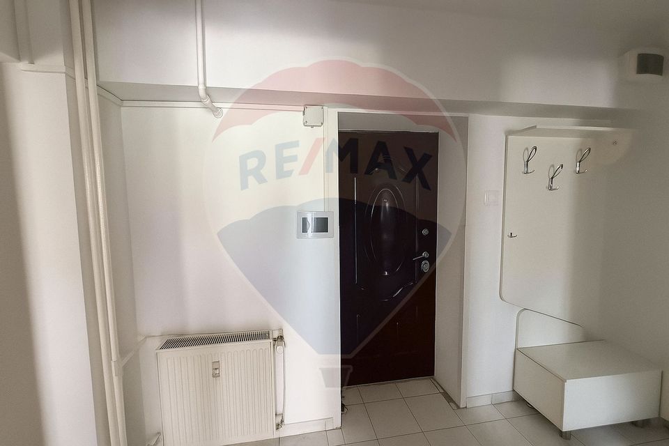 3 room Apartment for sale, Decebal area