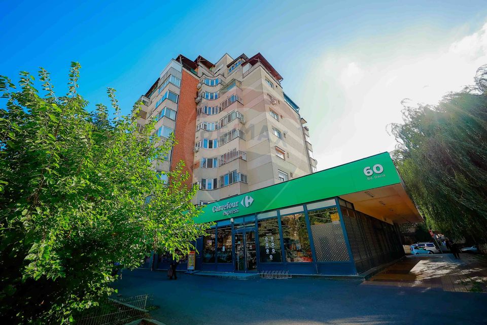 Apartament cu două camere de vânzare în zona Dacia
