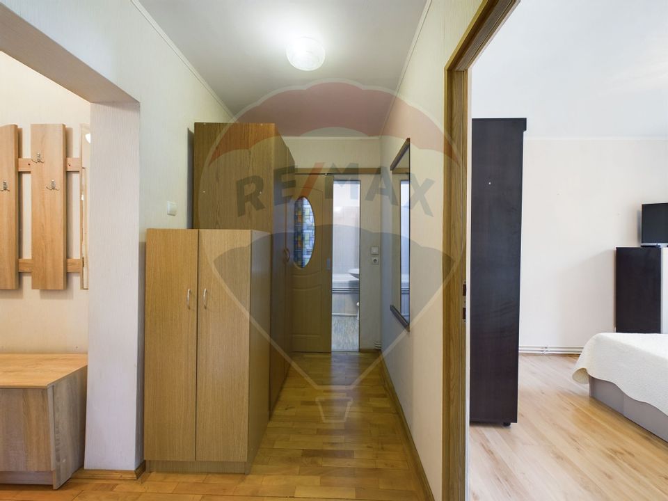 REZERVAT | Apartament cu 2 camere | Decomandat | Zona Planete