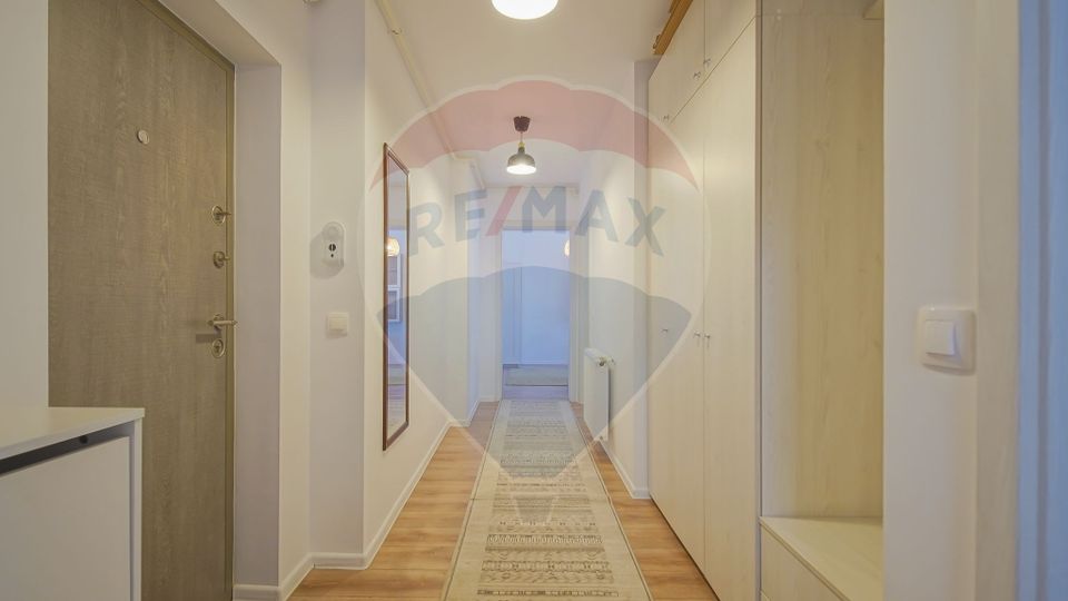 2 room Apartment for rent, Tractorul area