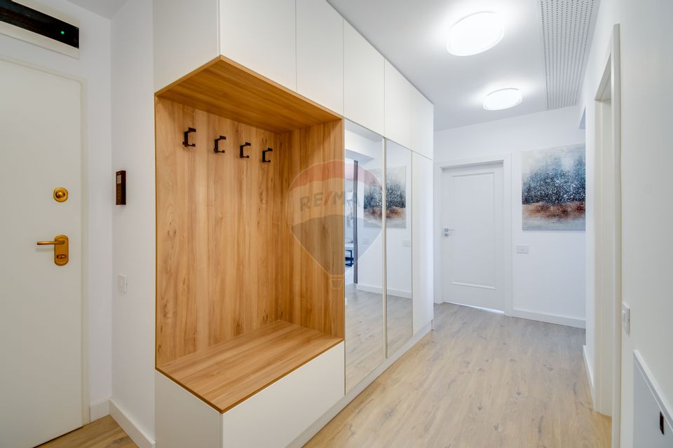 Apartament 3 camere de vanzare, Core Timpuri Noi, boxa, loc parcare